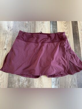 lululemon athletica Merlot Pleated Mid-Rise Athletic Skirt with Drawcord Waist